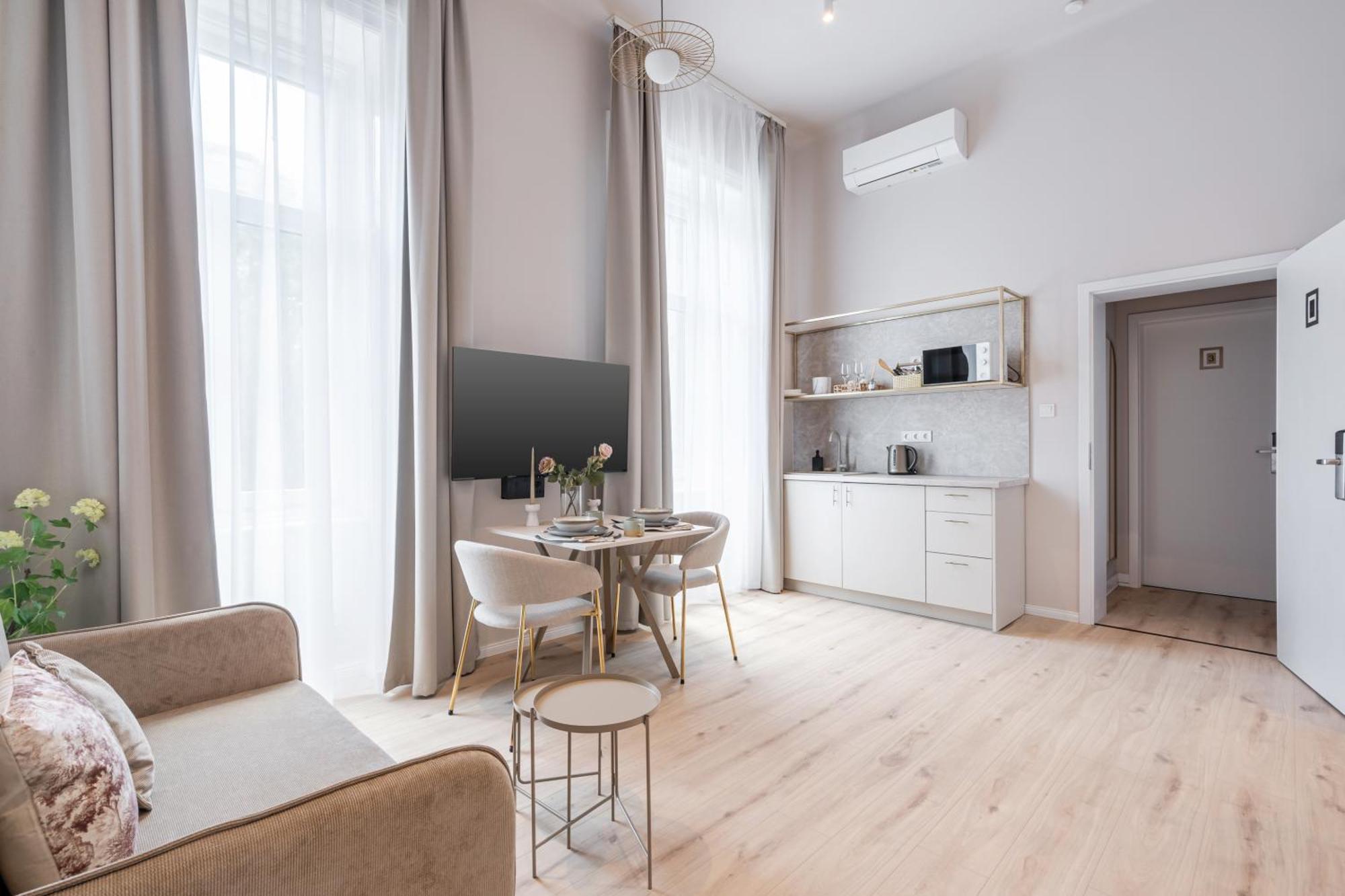 W30 - Wesselenyi Charming Apartment - Best Location By Bqa Budapest Eksteriør billede
