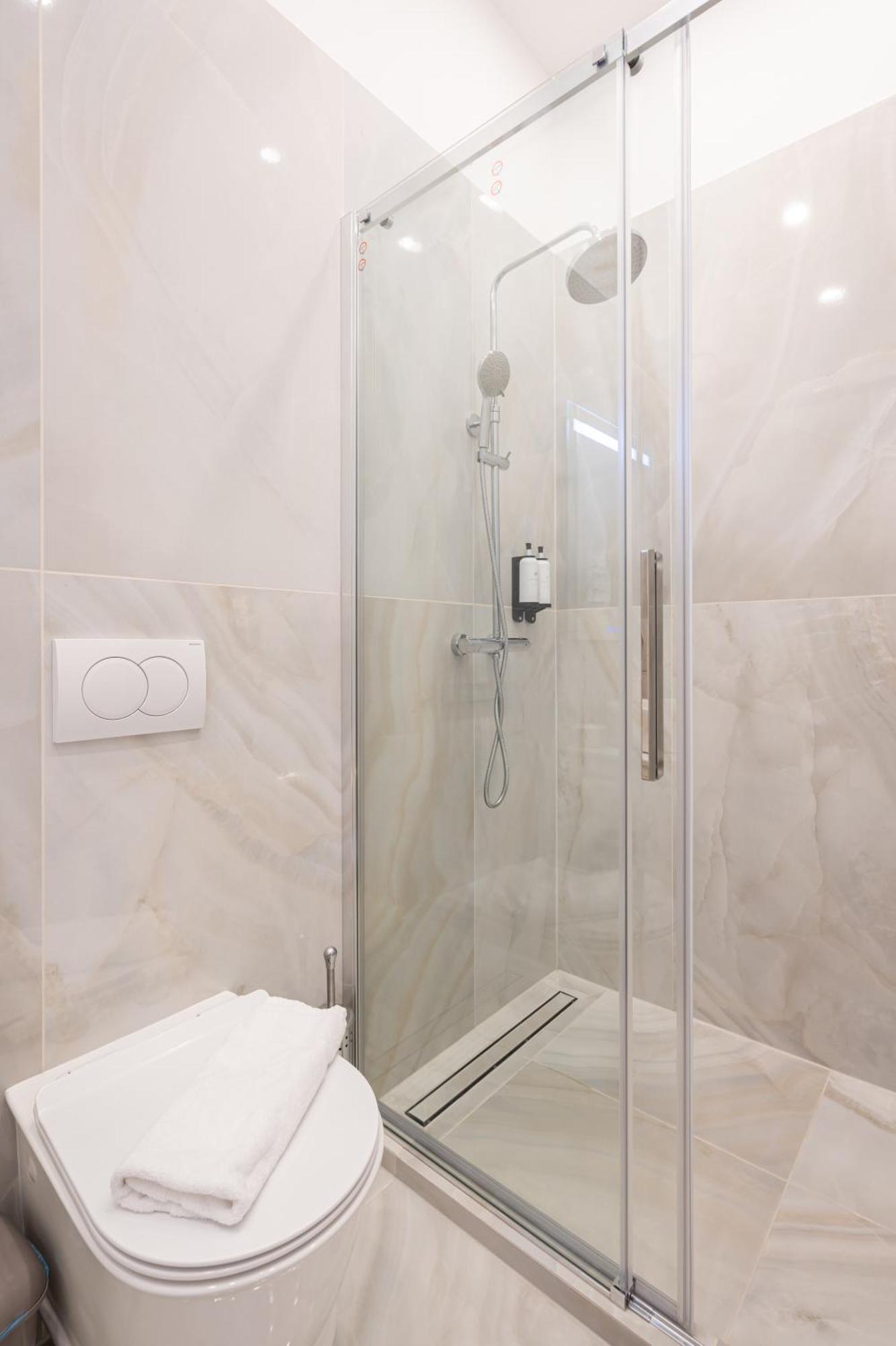 W30 - Wesselenyi Charming Apartment - Best Location By Bqa Budapest Eksteriør billede