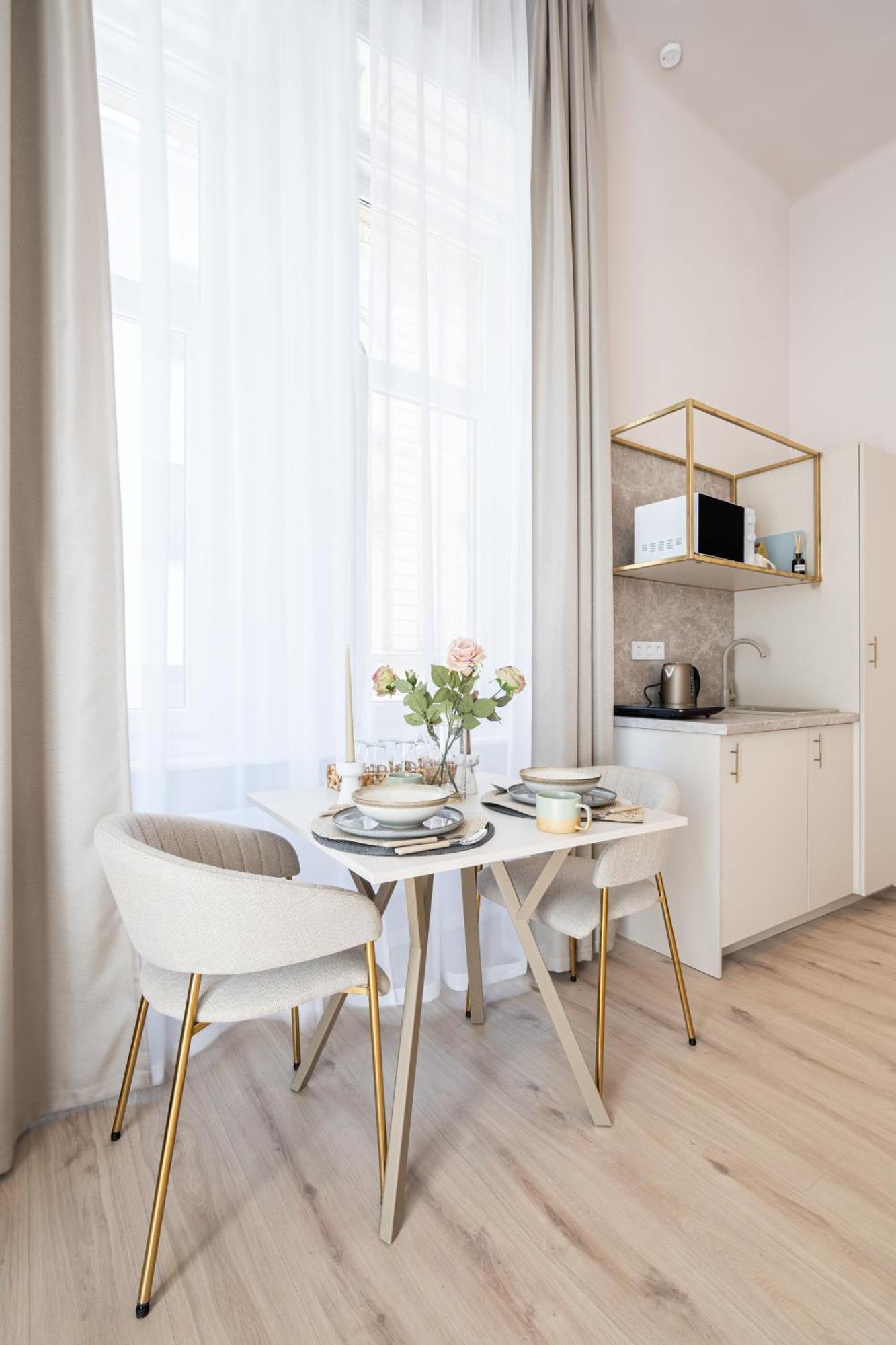 W30 - Wesselenyi Charming Apartment - Best Location By Bqa Budapest Eksteriør billede